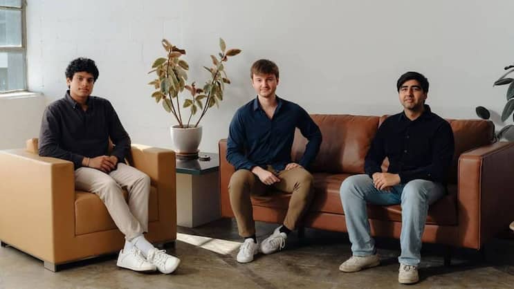 Haben gut lachen: Adarsh Hiremath, Brendan Foody und Surya Midha (v. l.).