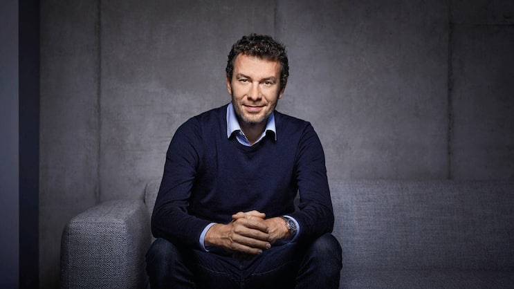 In Folge 5 der BILANZ-Watches-Serie geht Tim Stracke auf die Unterschiede – und Gemeinsamkeiten – von Rolex-Zeitmessern und der Apple Watch ein.
