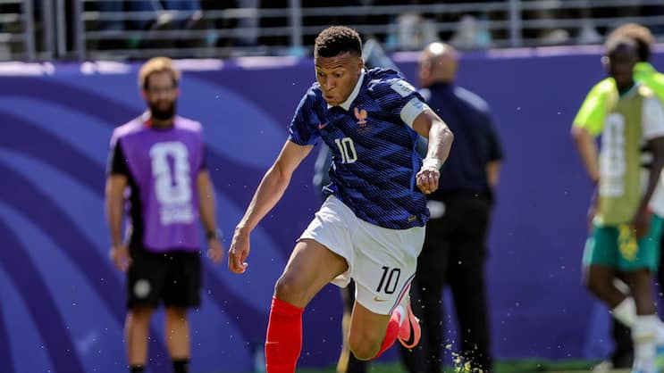 Seit dem achten Lebensjahr kickt Kylian Mbappé in Fussballschuhen von Nike.