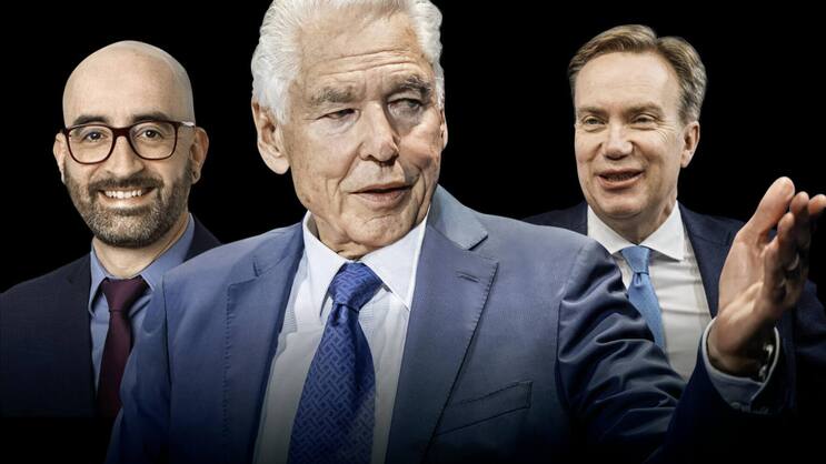 Zwei Männer und ihr Aufseher: WEF-Chef Børge Brende, Interimspräsident Peter Brabeck, Stiftungsaufsichtschef Nils Güggi (v.r.).