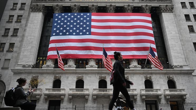 Die US-Börse an der Wall Street in Manhattan: Anlegerinnen und Anleger rechnen mit Zinssenkungen in den USA in diesem Jahr.