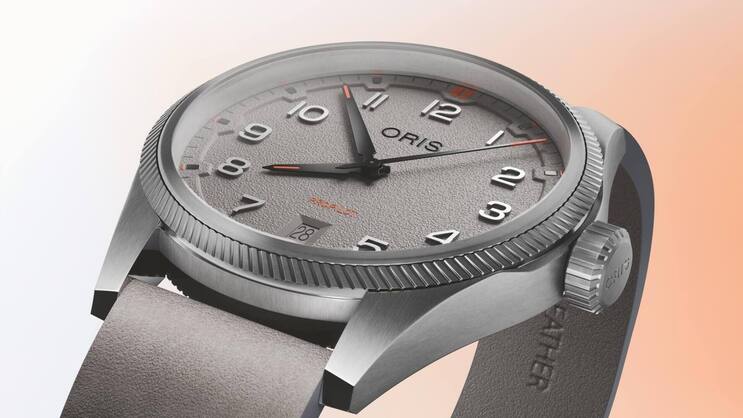 Die Uhr mit 41-Millimeter-Stahlgehäuse und Oris-Kaliber 733 ist in drei Zifferblattfarben erhältlich.