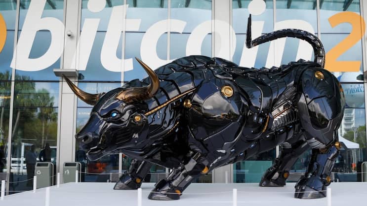Der «Miami Bull»: Die Statue soll die Begeisterung für Kryptowährungen symbolisieren.