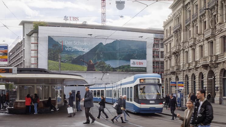 Der UBS-Sitz am Paradeplatz in Zürich wird momentan umgebaut.