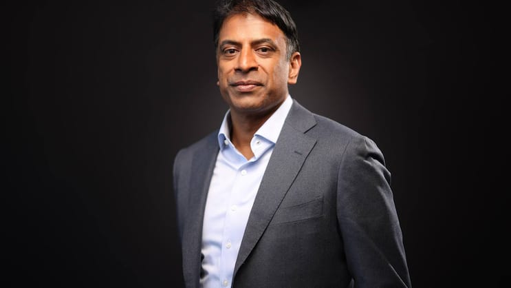 Novartis-CEO Vas Narasimhan erhält für das Jahr 2024 als Entlöhnung 14,1 Millionen Franken.