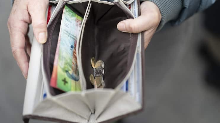 Trotz Zurückhaltung bei den Löhnen könnte die Kaufkraft nächstes Jahr deutlich steigen.