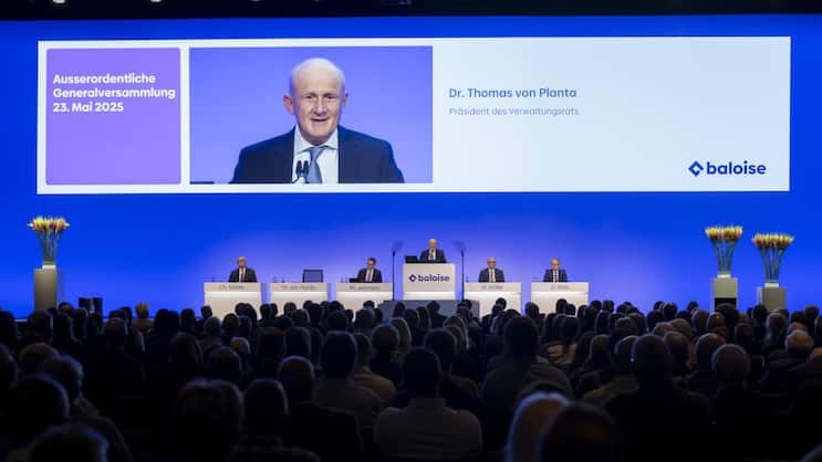 Bitte nur mit Titel: Dr. Thomas von Planta, Präsident des Verwaltungsrats, an der ausserordentlichen GV der Baloise Gruppe in Basel 23. Mai 2025. Inzwischen ist er Präsident der Fusionierten Helvetia Baloise Holding.