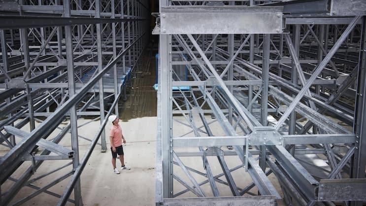 Imposante Baustelle: In Willisau baut Competec neben dem Logistikcenter zwei vollautomatische Lager auf einer Fläche von 10'000 Quadratmetern.