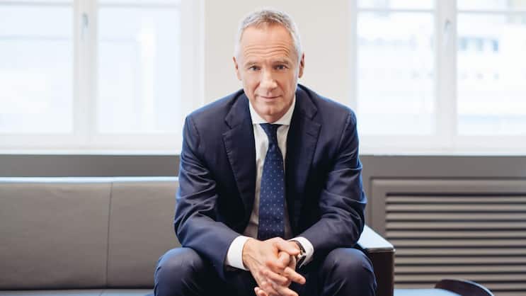 CEO Wilhelm Schmid ist ein passionierter Autofahrer und Uhrensammler.