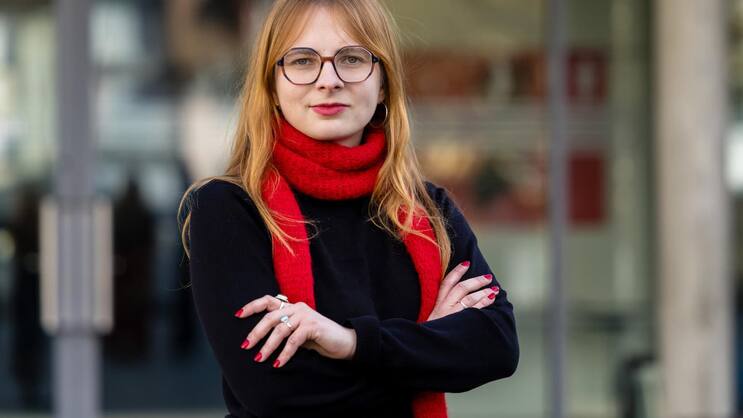 Bitteres Geschenk für Juso-Chefin Mirjam Hostetmann: Die Erbschaftssteuer-Initiative ist chancenlos.