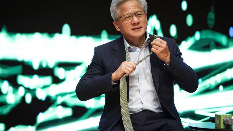 Nvidia-CEO Jensen Huang jubelt über gute Quartalszahlen.