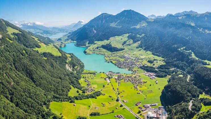 Malerisches Lungern OW am Brünig.