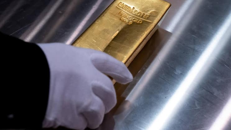 Erstmals hat der Goldpreis die 4000-Dollar-Marke überschritten.