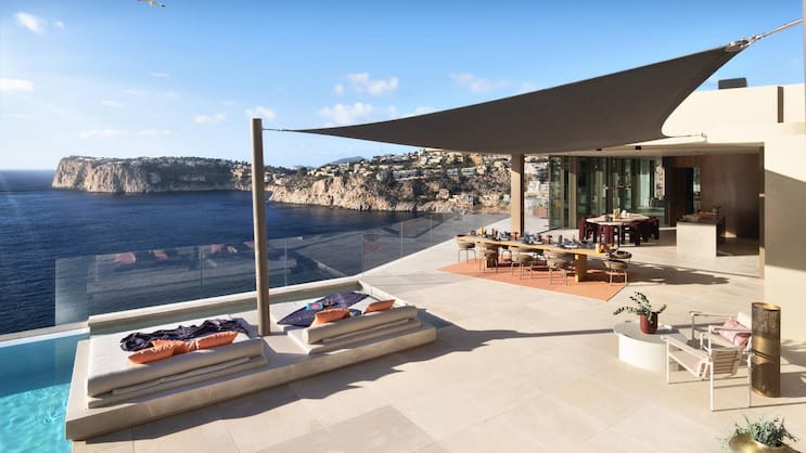 Die Villa High Five ist in der exklusiven Gegend Cala Llamp in Port Andratx gelegen.
