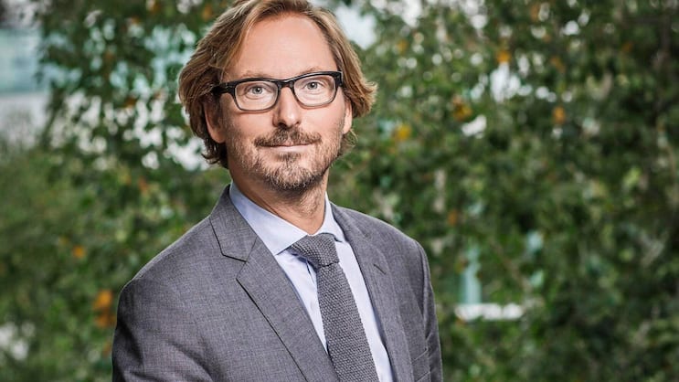 Nicolas Bos wurde zum CEO hochgestuft.