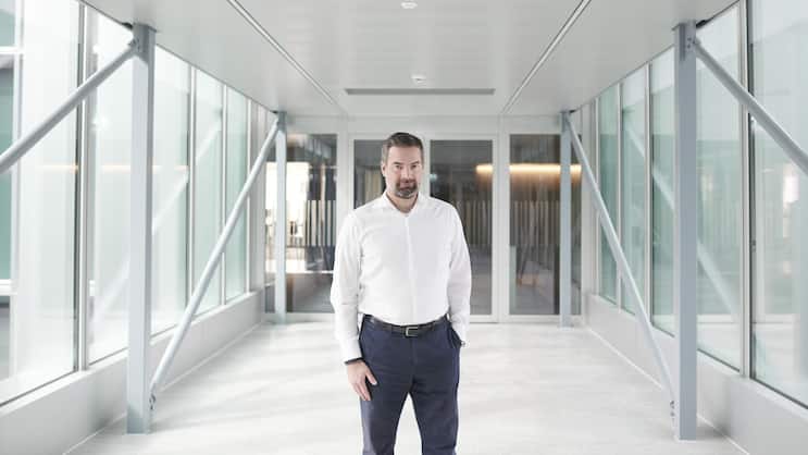 CEO Wolfgang Wienand (Bild) und Präsident Jean-Marc Huët liefern mit Lonza formidable Zahlen. Die Börse goutiert dies wenig.