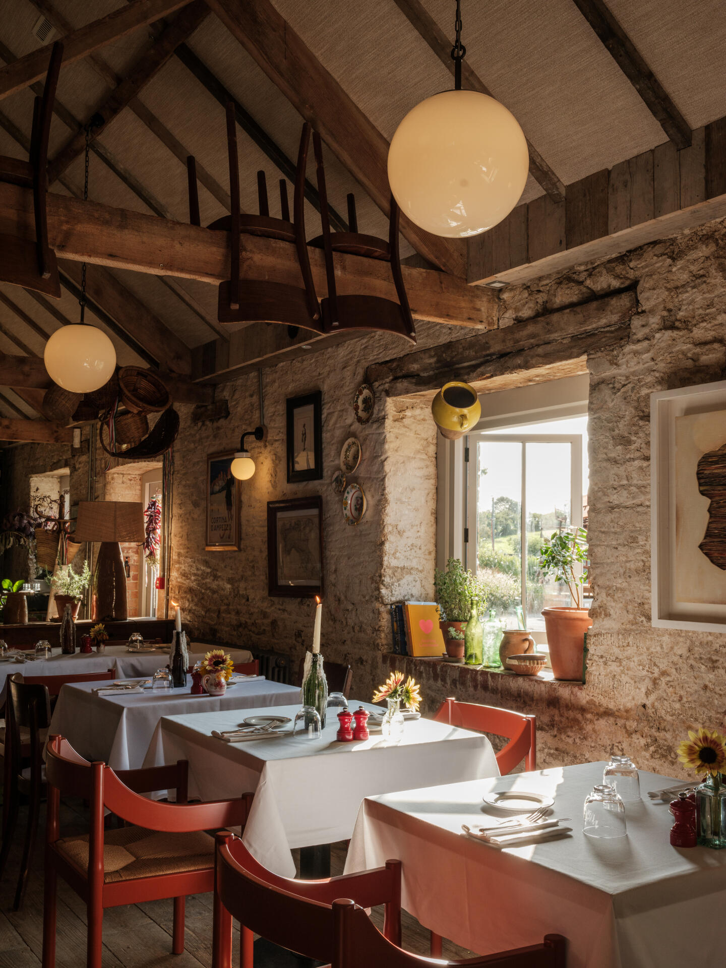 <p>Das «Da Costa» in Bruton verbindet typisch Englisches mit traditionell Italienischem. Das Tagesgericht wird über dem Feuer gekocht.</p>