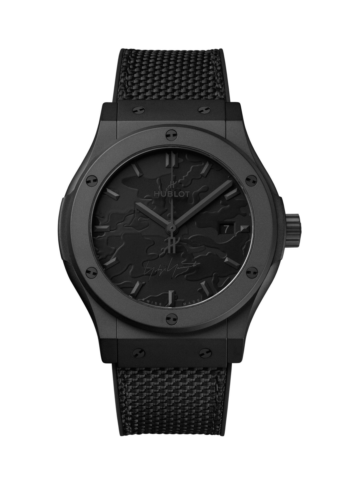 <p>Classic Fusion Yohji Yamamoto All Black Camo, 42 mm, Keramik, 10’500 Fr.</p>