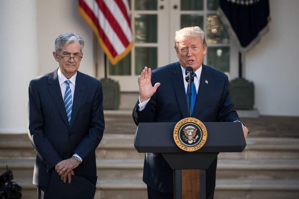 Jerome Powell und Donald Trump