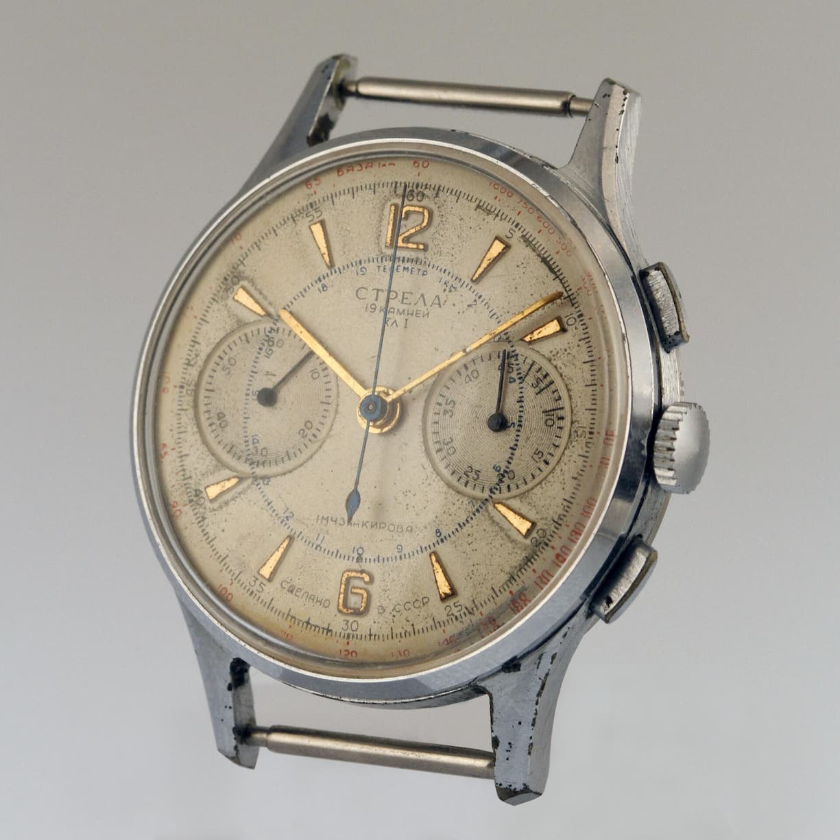 Beim ersten Weltraumspaziergang im Jahr 1965 kam der Strela-Chronograph von Poljot zum Einsatz.