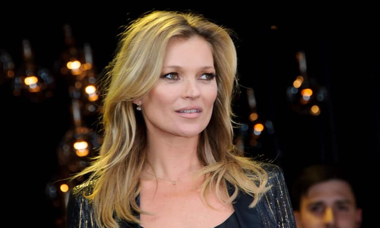 Kate Moss: 7 Millionen US-Dollar
Ohne typische Modelgrösse («nur» 1,72 Zentimeter), aber mit einem ausschweifenden Rock-Star-Leben, zählt Kate Moss auf der Forbes-Liste nach wie vor zu den weltweit bestbezahlten Models. Anfang 2014 zierte die 40-jährige noch das Cover des Playboy.