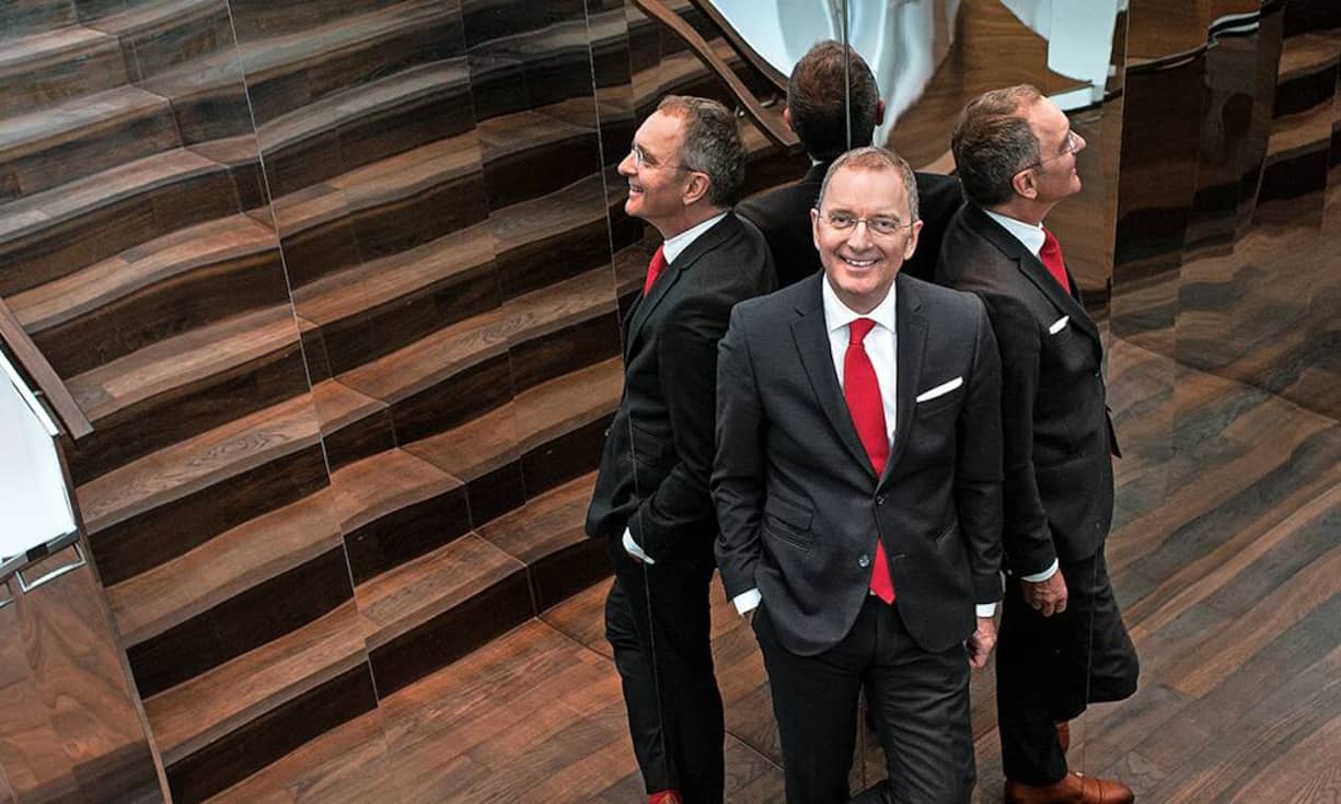 Daniel DaenikerManaging Partner, HomburgerBei der Full-Service-Grosskanzlei Homburger arbeiten 150 Anwälten und Steuerexperten. Daeniker macht Kapitalmarkt-, M&A-Deals und Börsengänge, zusammen mit sieben Homburger-Kollegen bekam er den «Lawyer of the Year»-Award für die Schweiz. Nestlé zählt zu seinen Klienten. ZOE TEMPEST