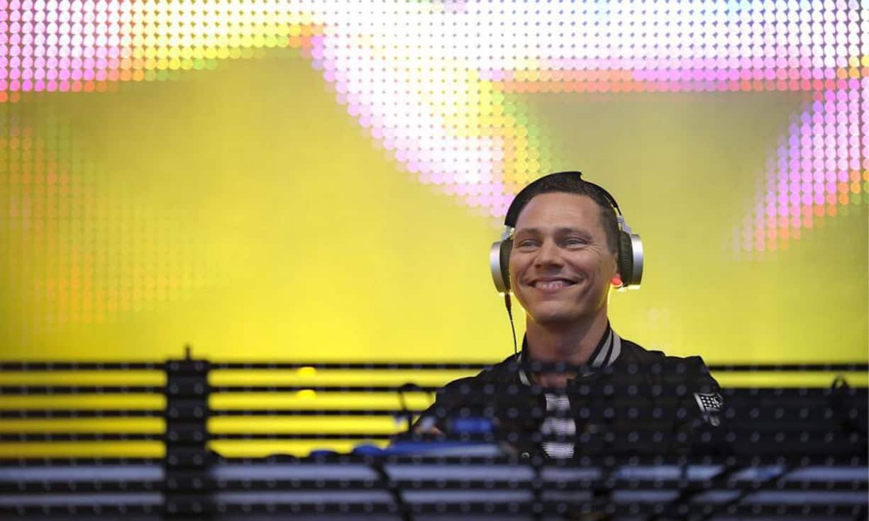 Platz 2: Neben den mehr als 100 Gigs in den letzten zwölf Monaten verdiente der Niederländer Tijs Michiel Verwest alias DJ Tiesto kräftig an einem hochdotierten Werbedeal mit der Limonadenfirma 7Up. Insgesamt schaffte er es so auf stolze 38 Millionen Dollar (36,6 Millionen Franken) binnen eines Jahres.
