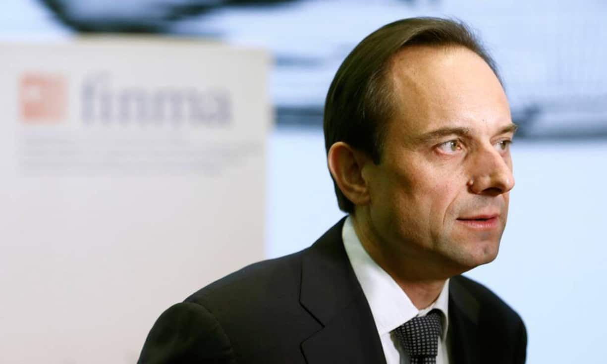 «Bilanz» hat das «Who is who» der Schweizer Wirtschaft ermittelt. Die wichtigsten Personen im Bereich Finanzen:Mark Branson:Direktor FinmaSeit 2014 ist der gebürtige Brite der oberste Aufseher aller Schweizer Finanzinstitute. Im Gegensatz zu seinem eher verbissen wirkenden Vorgänger Patrick Raaflaub eckt Branson weniger an, obwohl er zuletzt demonstrativ Härte markiert hat.