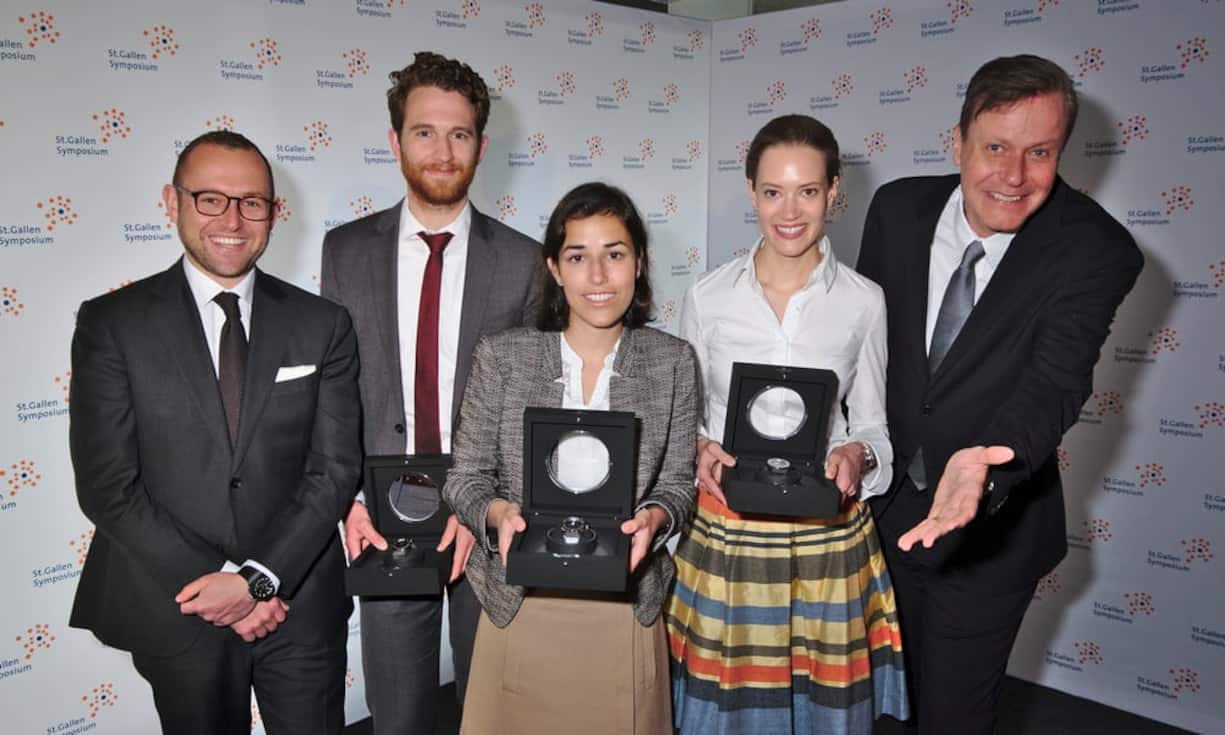 Remo Burkart, Regional Boutique Director, Hublot Boutique Zürich, Uhrensponsor;
Colin Miller, New York University, Drittplatzierter Gewinner, St. Gallen Wings of Excellence
Schima Labitsch, Fordham University, Erstplatzierte Gewinnerin der St. Gallen Wings of Excellence;
Alexandra Ettlin, Universität St. Gallen, Zweitplatzierte Gewinnerin, St. Gallen Wings of Excellence;
Georg von Krogh, Professor of Strategic Management and Innovation, ETH Zürich  Bilder: Markus Senn