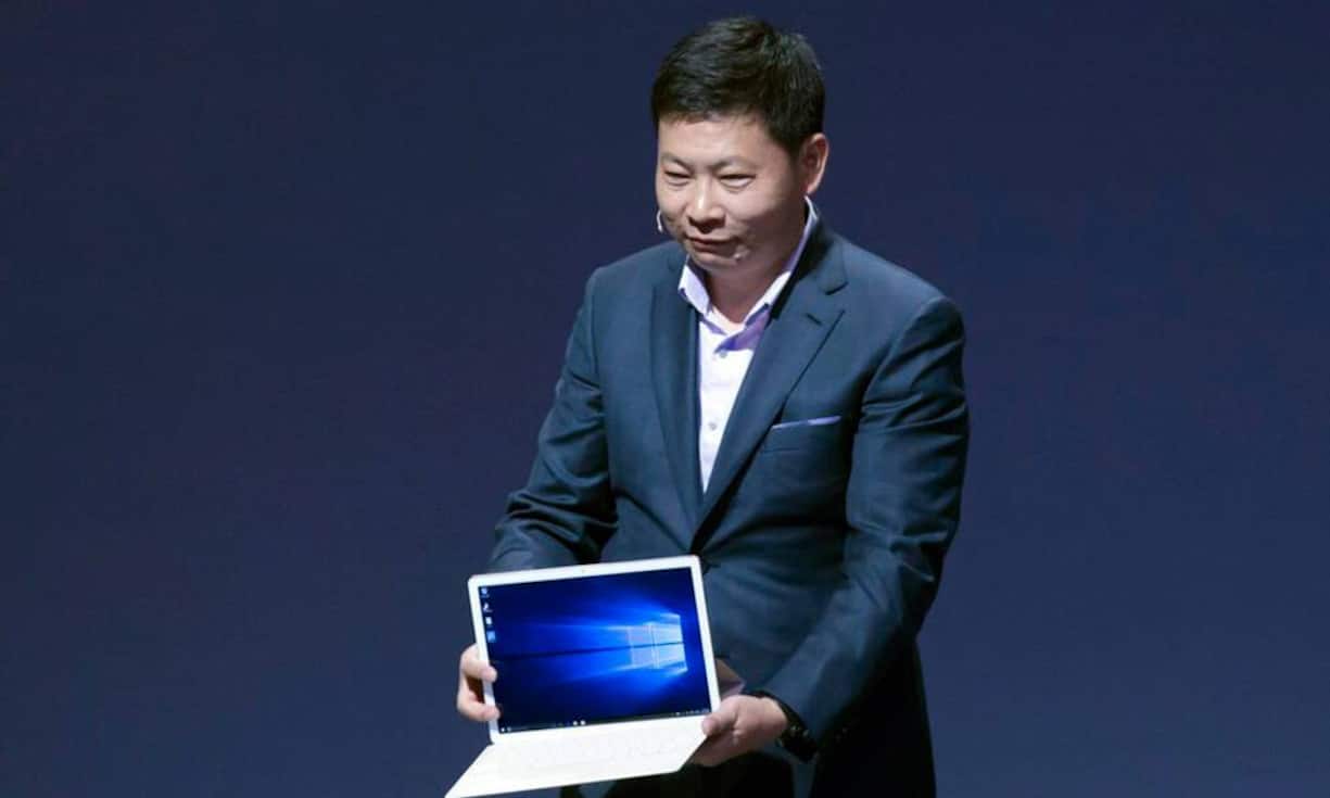 Huawei präsentiert das neue «Matebook» mit 12-Inch-Bildschirm, es läuft mit Windows 10.