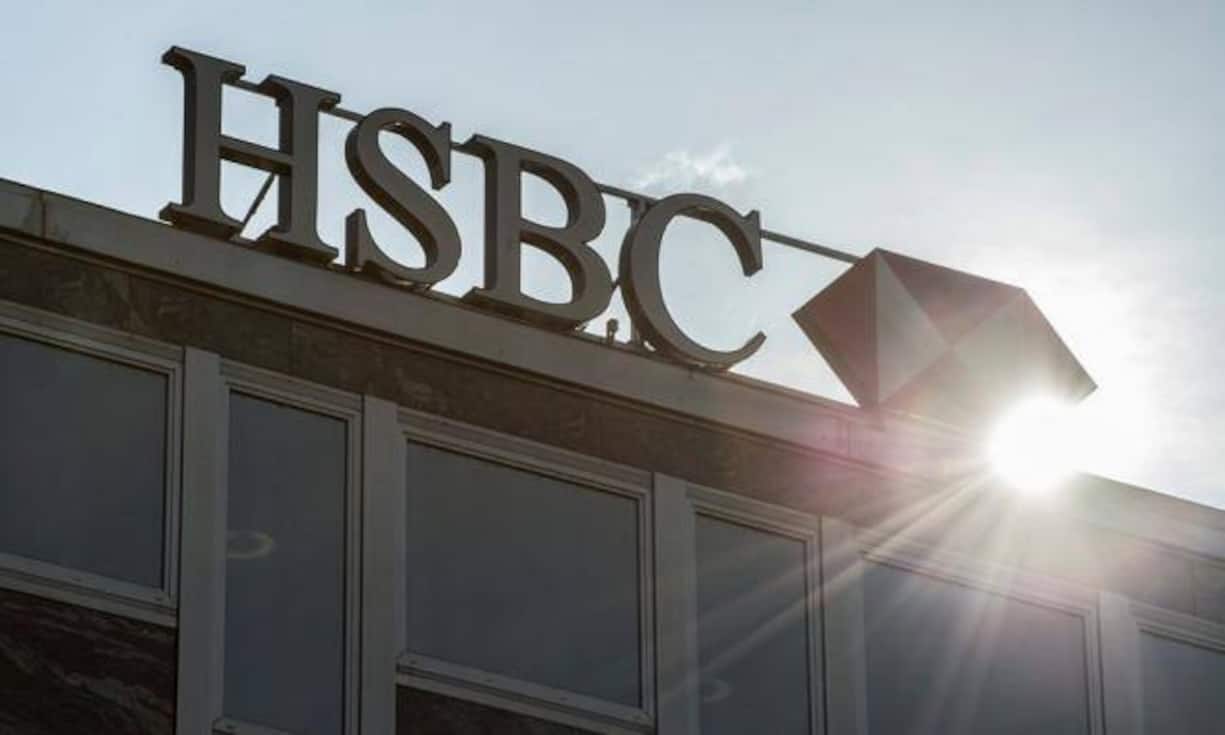 Platz 8: HSBC hat 2013 ein Minus von vier Prozent eingefahren und musste mit einem verwaltetem Vermögen von 382 Millliarden Dollar Federn lassen. 2012 auf dem sechsten Rang, letztes Jahr dann nur noch Rang acht.