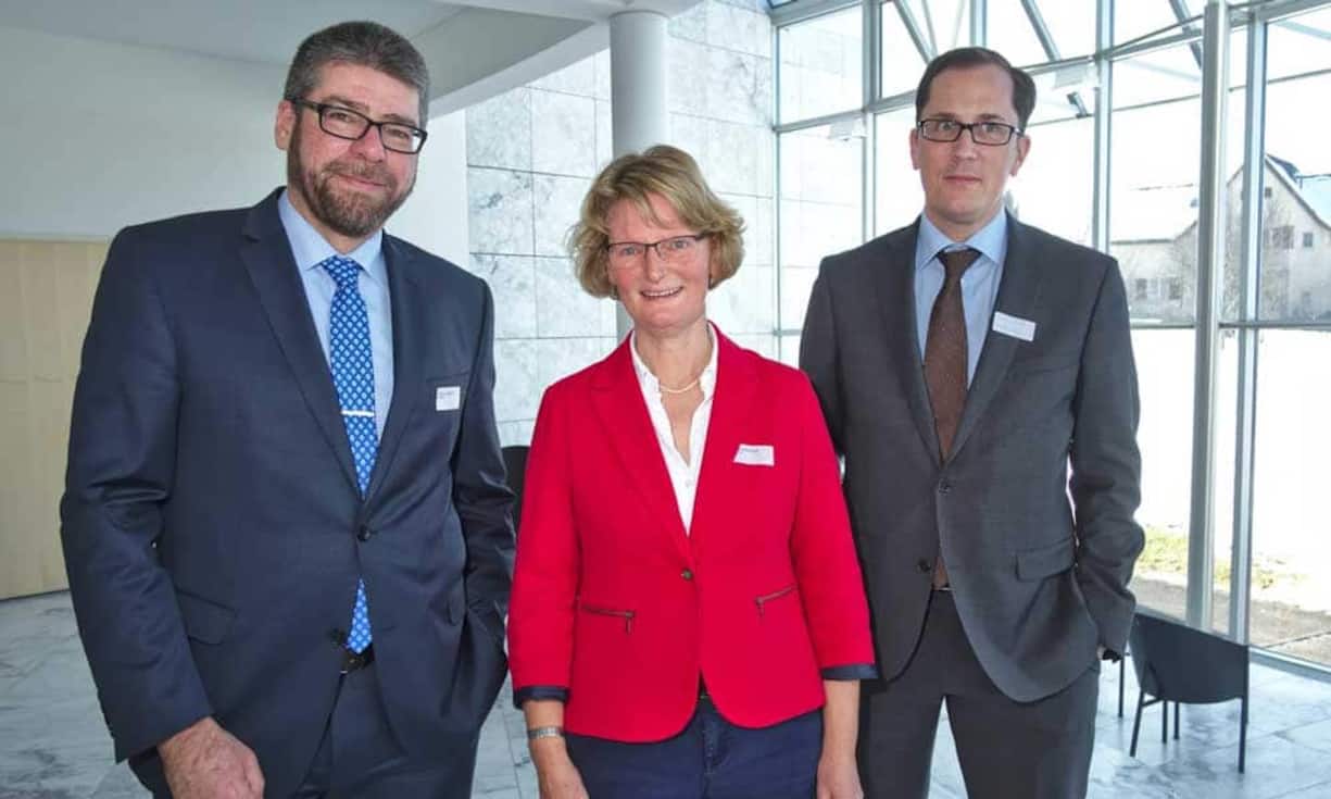 Thomas Neuhaus, Leiter Personalreferent Geschäftsbereich Produktion, Audi AG;
Ulrike Draeger, Inhaberin, ReflAction;
Marc Wille, Human Ressources, Audi AG