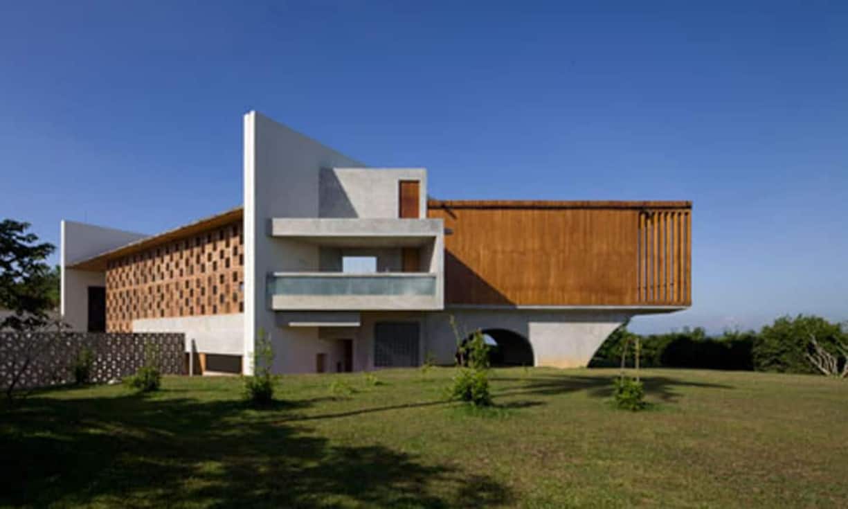 2_villavista_2_www.shigerubanaarchitects.com.jpg