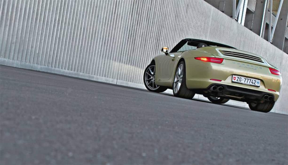 Ein Verkaufsrenner seit bald 40 Jahren: 1963 stellte Porsche den Ur-911er vor und hat den Erfolgstyp seither kontinuierlich weiterentwickelt.