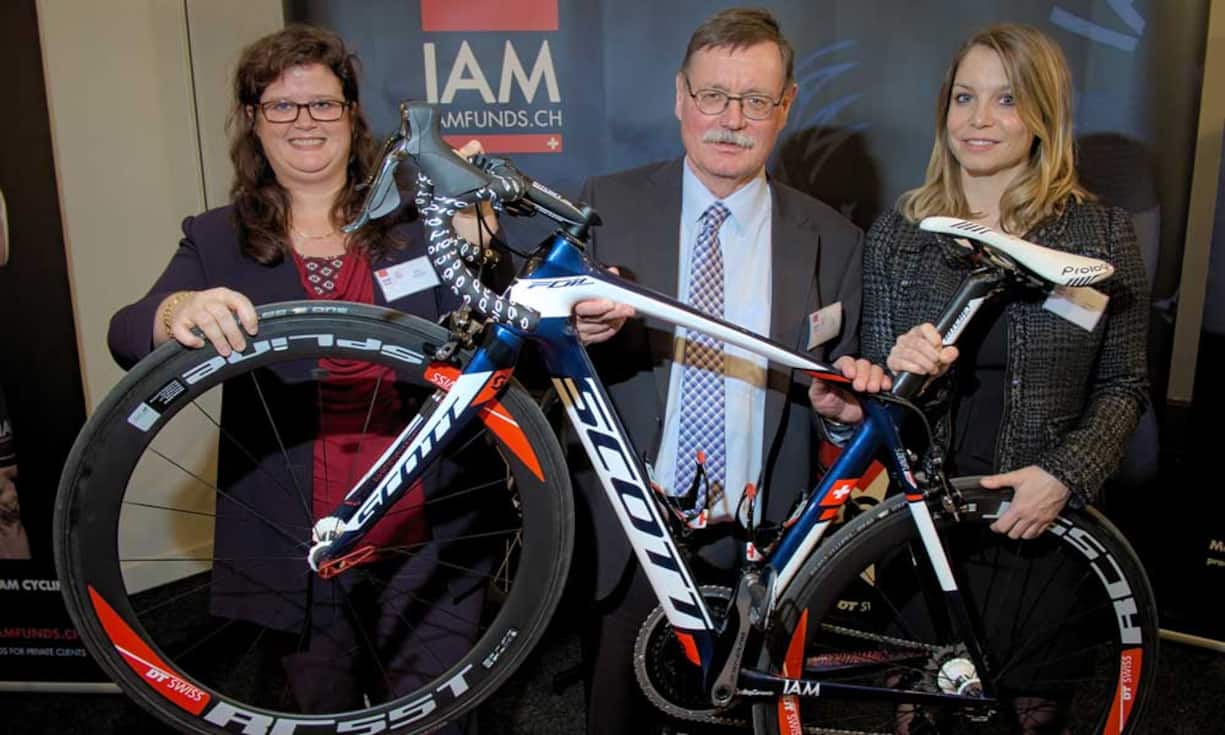 Schnell unterwegs:
Erika Mesmer, Client Relationship Manager, IAM  SA;
Jürg Ryffel, Independent Asset Management SA IAM;
Laureen Margot, Sasistant Client Relationship Manager, IAM SA