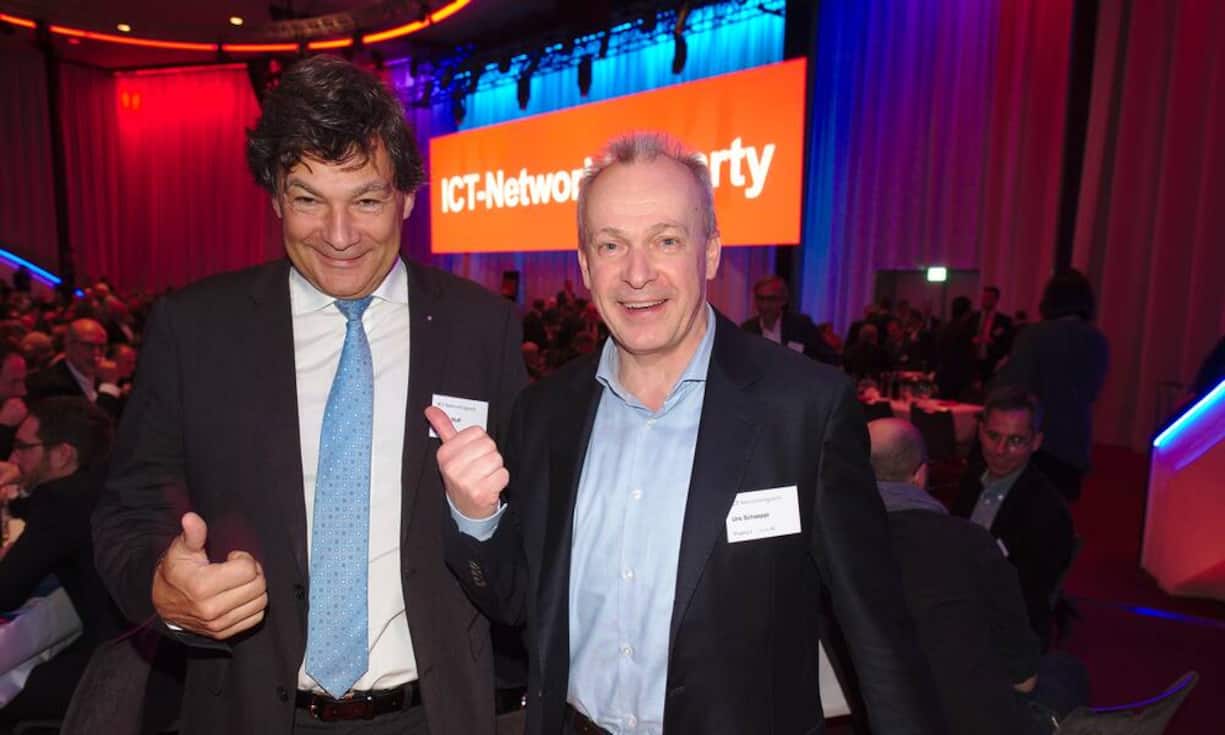 Stefan Muff, Big Data Specialist, Axon Active Holding AG;
Urs Schaeppi, CEO, Swisscom Ltd.