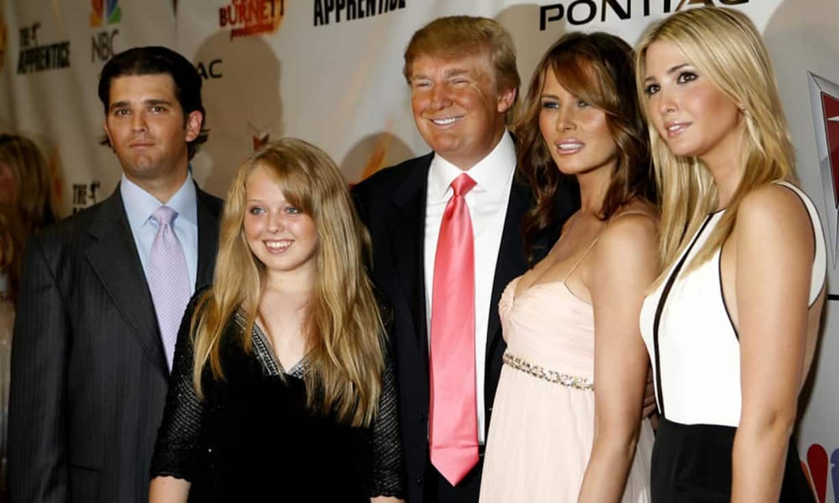 Sie haben KinderNur 21 Prozent der Milliardäre haben keinen Nachwuchs. Dem Wirtschaftsmagazin Forbes zufolge haben ganze 25 Prozent vier Kinder. 17 Prozent haben sogar fünf Kinder oder mehr — wie Donald Trump.