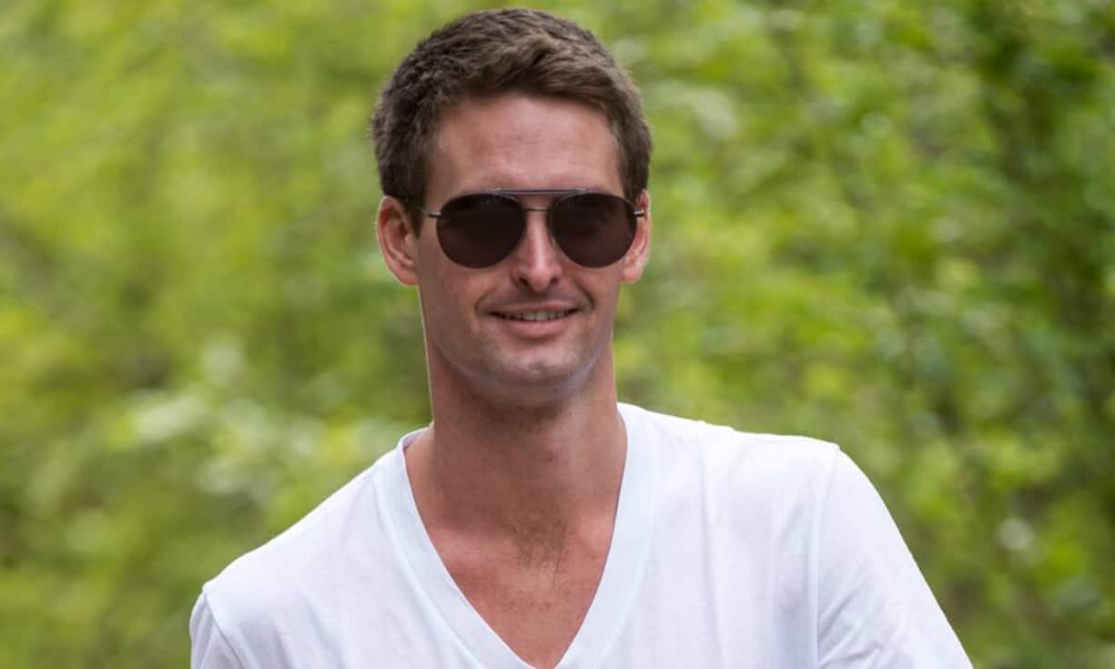 Der Jüngste unter den jungen Milliardären ist Evan Spiegel. Der Gründer und CEO von Snapchat ist erst 25 Jahre alt und sitzt auf 1,9 Milliarden Dollar.