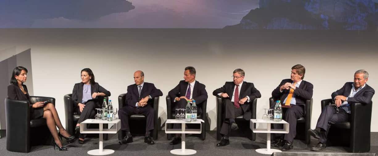 Anita Mendiratta, Moderatorin; Olga Kefalogianni, Tourismusministerin Griechenland; Ian Goldin, Director Oxford Martin School University; Michael Frenzel, Chairman TUI; Marthinus van Schalkwyk, Minister of Tourism, South Africa; Martin J. Craigs, CEO, Pacific Asia Travel Association; Samih Sawiris, Chairman, Orascom Development Holding