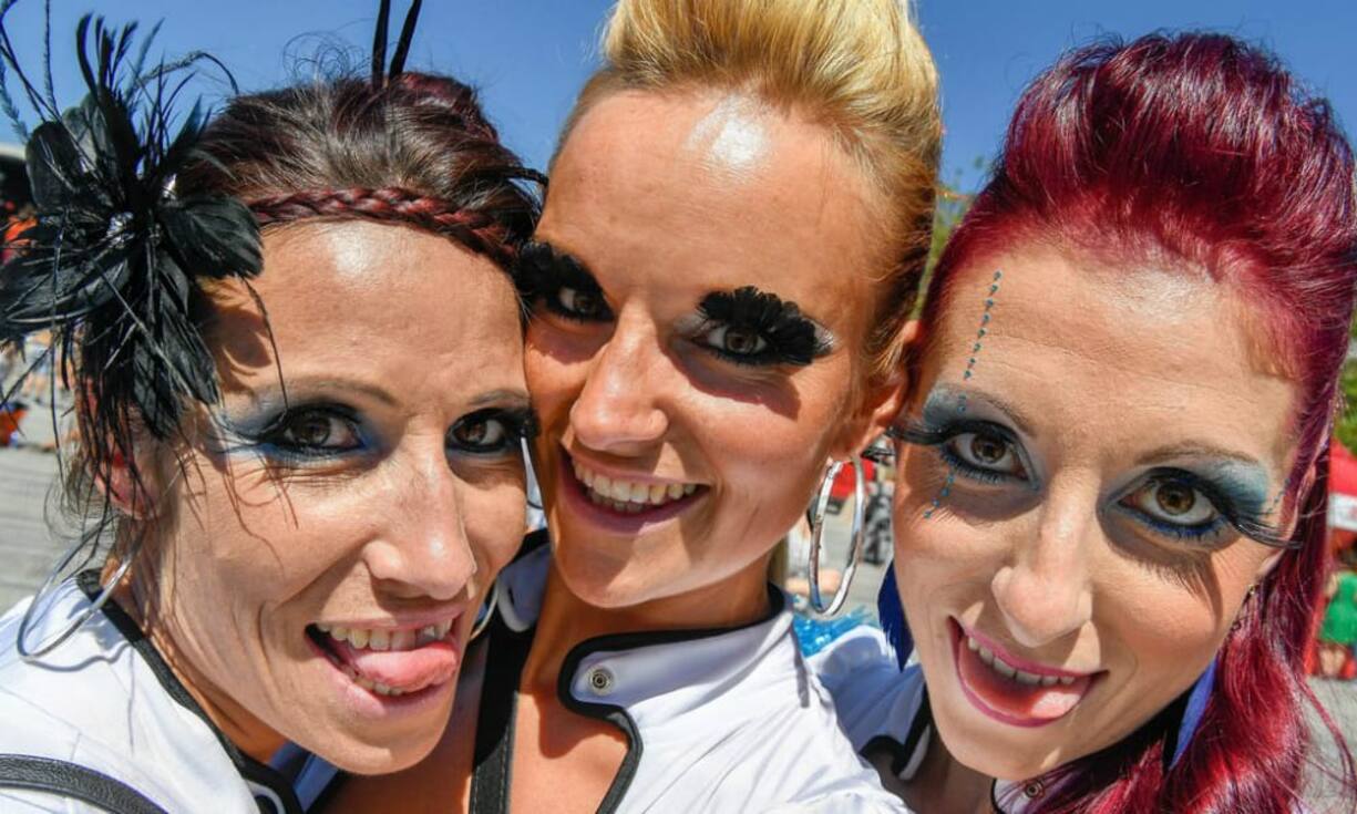 ... tanzen und feiern wollen alle.