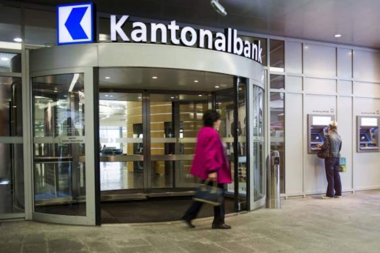 Luzerner Kantonalbank
Zinsen: 41.50 Franken
Spesen: 45 Franken
Total: -3.50 Franken