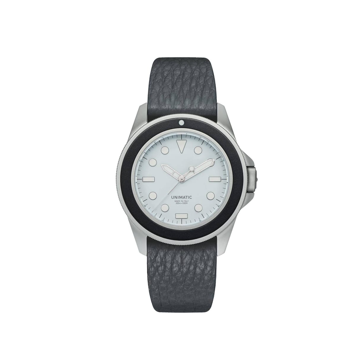 Unimatic UT1-GO
Gehäuse: 41,5 mm, Edelstahl;
Werk: Quarz;
Preis: 710 Euro.