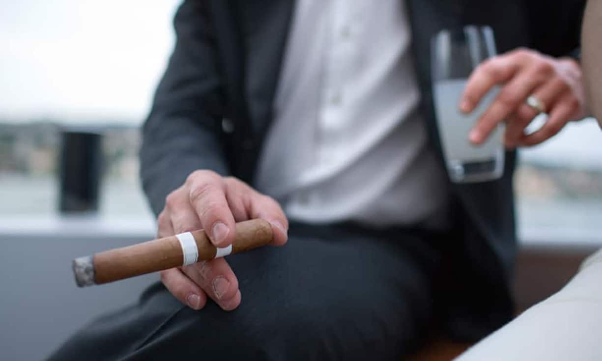 Das sind die vermögendsten Deutschen unter den 300 Reichsten:Platz 10: Otto HappelVermögen: 3 bis 3,5 Milliarden Franken
Mit dem Verkauf seiner deutschen Familienfirma, der Gesellschaft für Entstaubungsanlagen (GEA), hat Otto Happel ein Vermögen gemacht. Der öffentlichkeitsscheue, promovierte Maschinenbauer lebt in seiner Wahlheimat am Vierwaldstättersee.