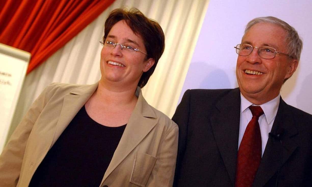 uebergabeblocher.jpg