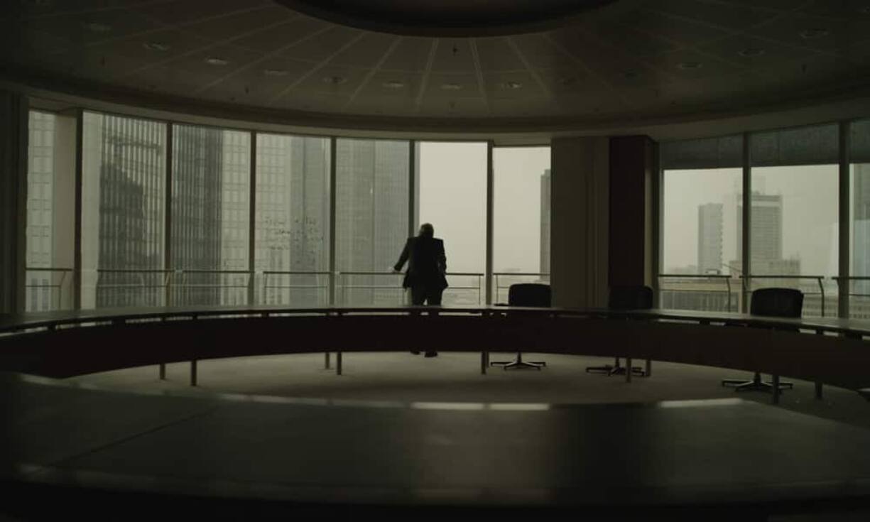 Regisseur Bauder: «Ich versuche immer so zu filmen, dass man nie sicher ist: Wird es eine Biegung oder eine Gerade?» So entstehen Bilder und Szenen, die ständig hinterfragt werden können – «und man zieht die vorschnell gefertigte Meinung im nächsten Augenblick wieder zurück».