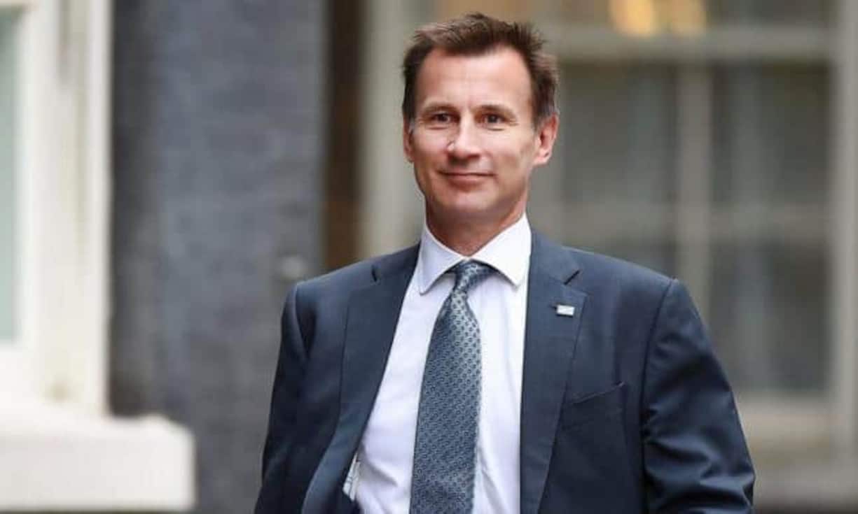 Gesundheitsminister Jeremy Hunt zieht eine Bewerbung nach eigenen Worten «ernsthaft in Betracht».