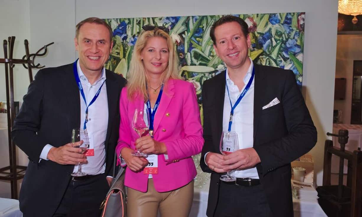 Andreas Simek, First Vice President, EFG Bank AG;
Cathrin Grothe, Betriebswirtin, Conseillère Mediale Luxembourg;
Stefan Kirsch, Director, Berenberg Bank (Schweiz) AG