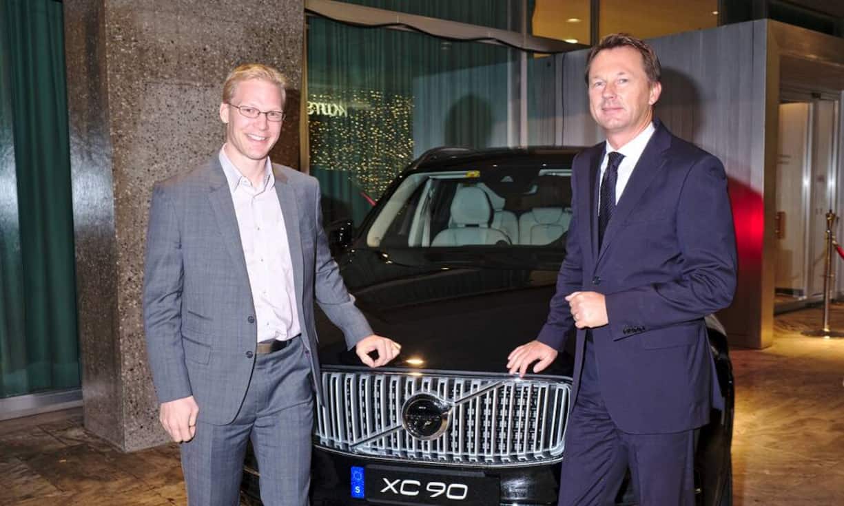 Dennis Nobelius, Managing Director, Volvo Car Switzerland AG;
Volvo XC 90;
Dirk Schütz, Chefredaktor BILANZ