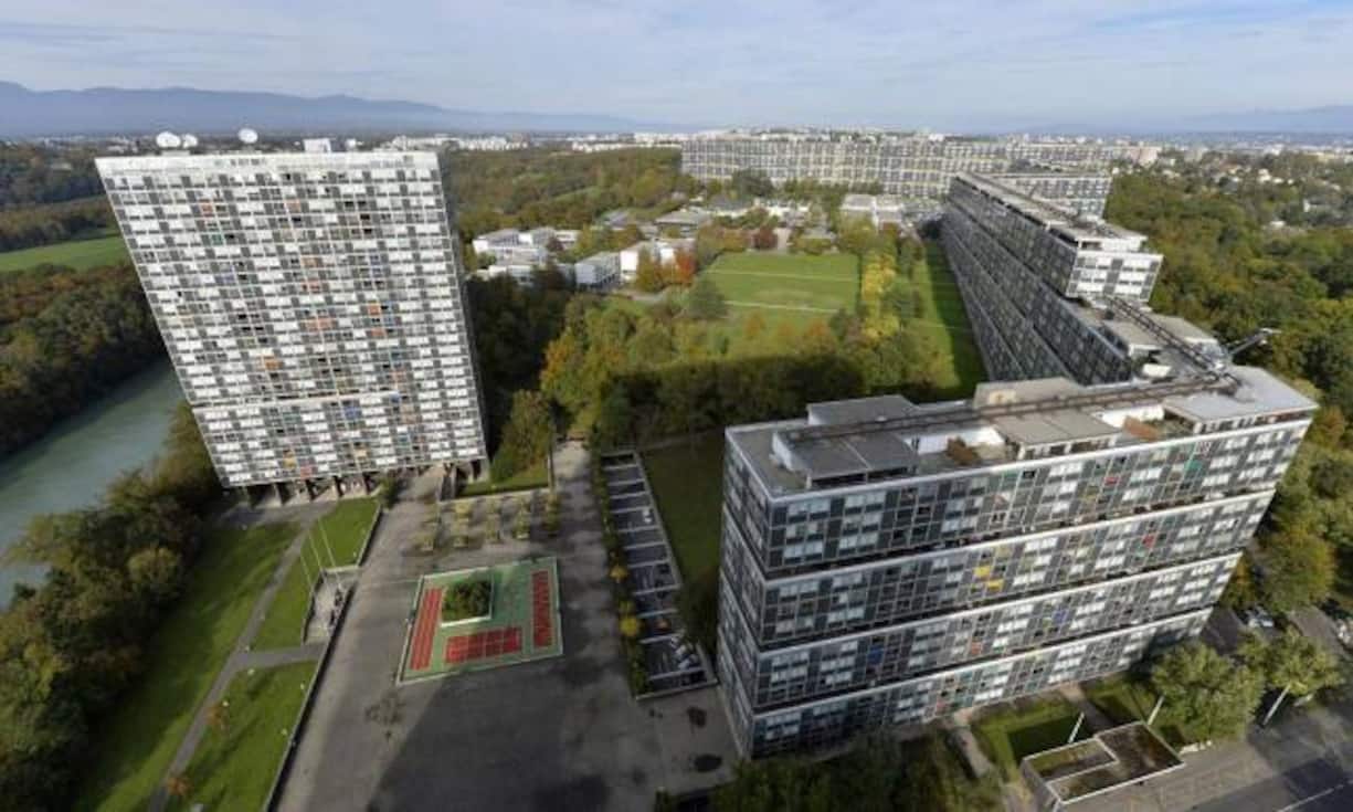 Rang 6: Cité du Lignon Large Tower in Vernier, 91 Meter, 1968