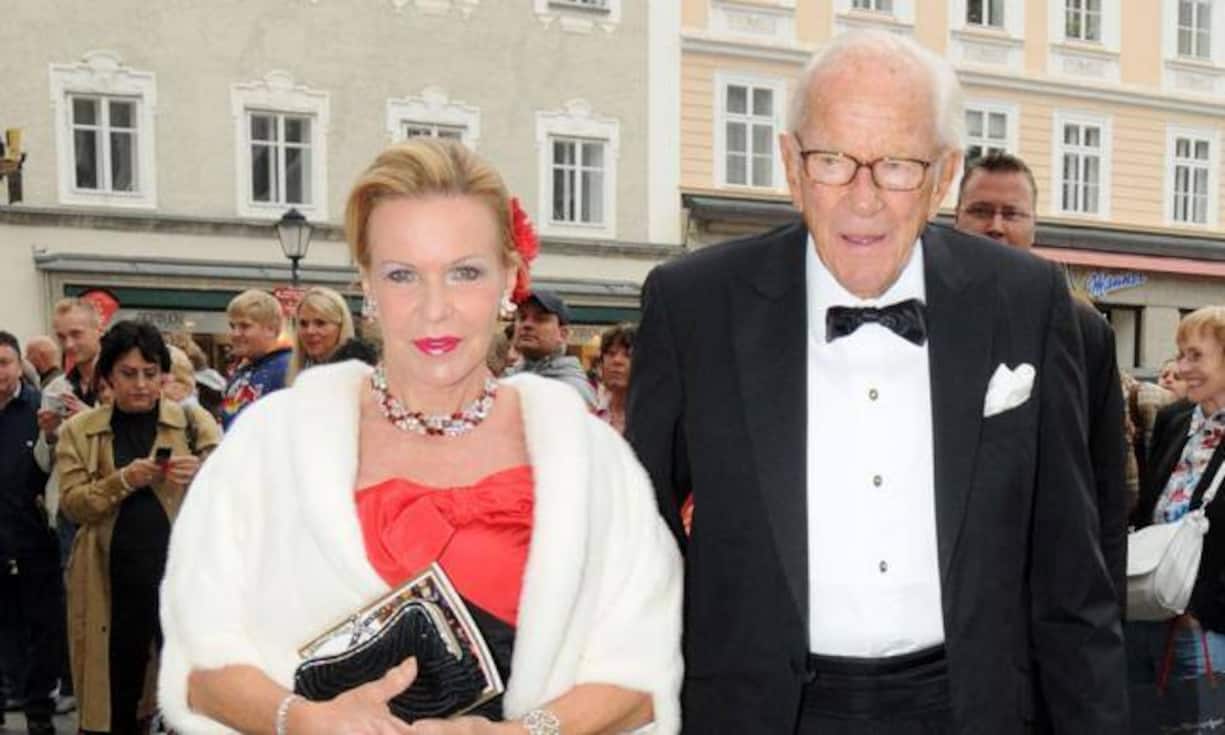 Die Reichsten der Region Bern 2015:Platz 3: Curt Engelhorn (im Bild mit Gattin Heidemarie) war einst Patron des früheren Pharmaunternehmens Boehringer Mannheim, bevor die Engelhorns dieses 1997 an Roche verkauften. Sein Vermögen von 3 bis 3,5 Milliarden Franken geniesst der 89-Jährige in Gstaad.Siebinger/face to face